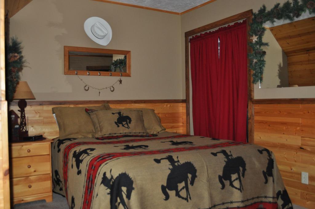 Rocky Ridge Country Lodge Mountain View ห้อง รูปภาพ