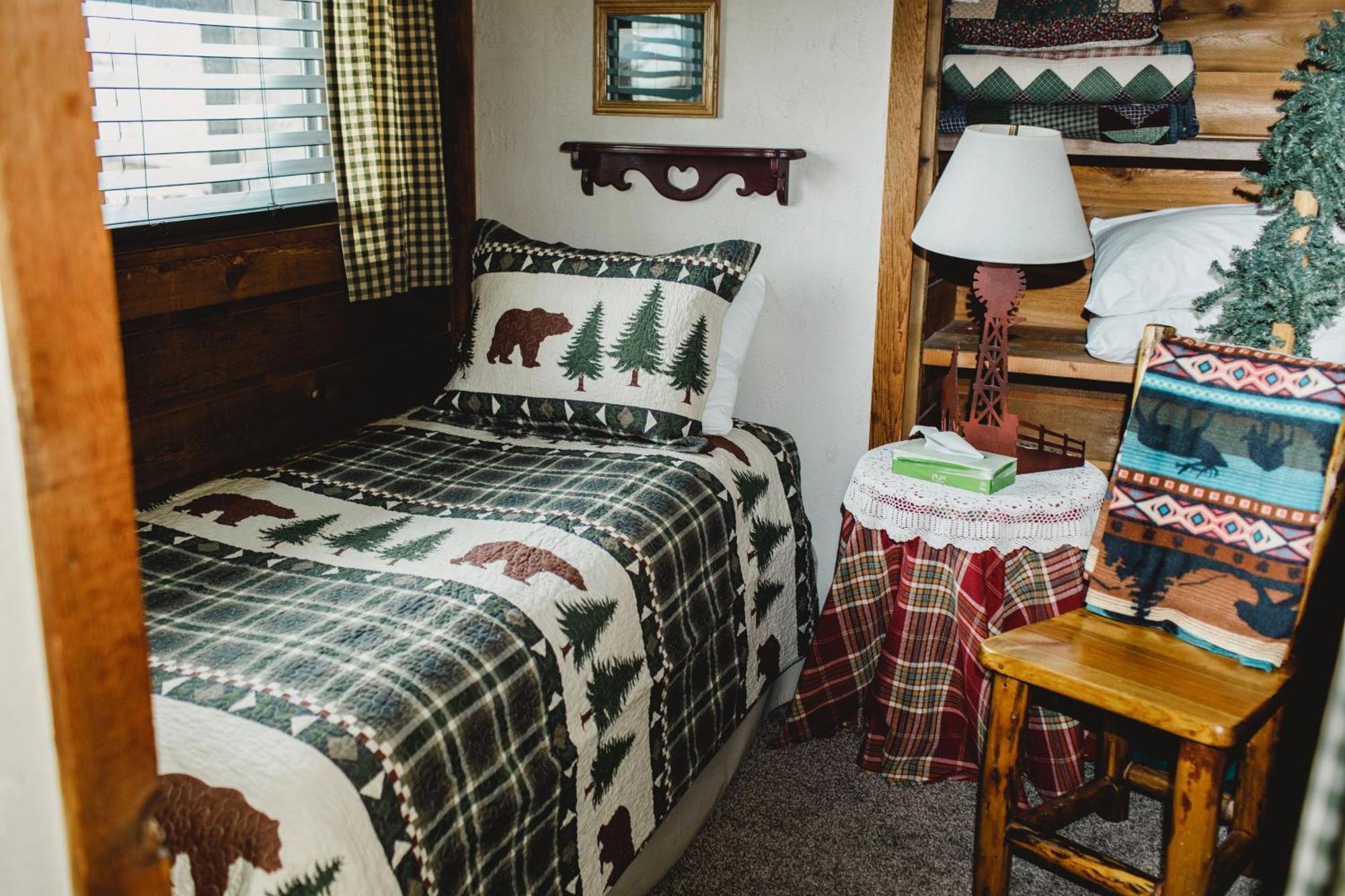 Rocky Ridge Country Lodge Mountain View ภายนอก รูปภาพ