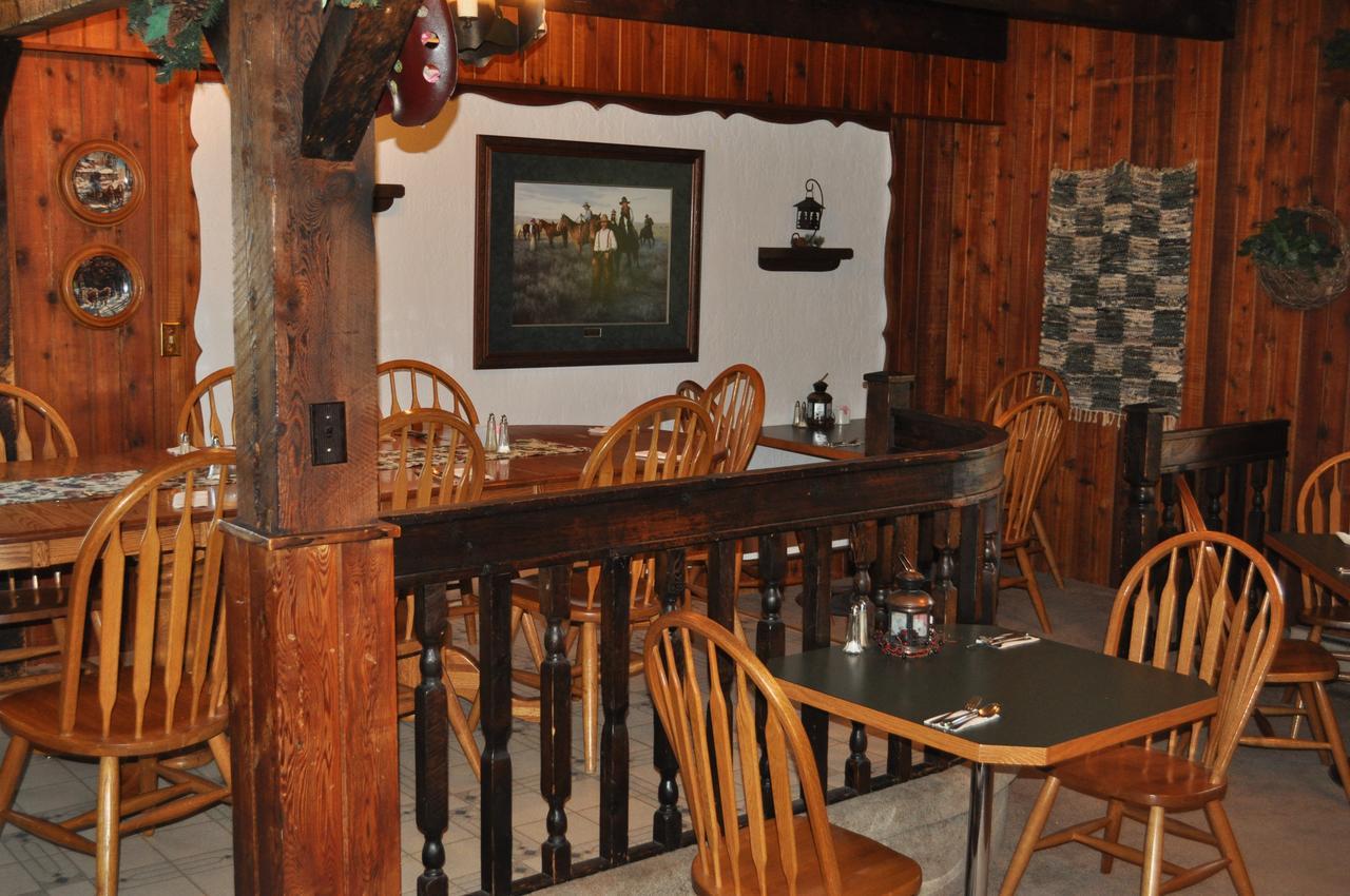 Rocky Ridge Country Lodge Mountain View ภายนอก รูปภาพ